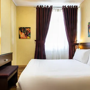 egnatia-thessaloniki.hotels-of-thessaloniki.com/